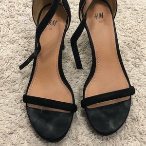H&M Women’s Black Heels Size 5